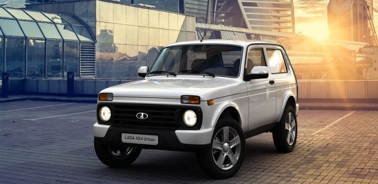 lada-niva-blanco